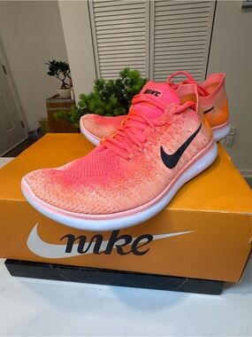 Nike Women’s Free RN Flyknit Running Shoes - Pink/Orange/Coral *Rare* Sz 7.5